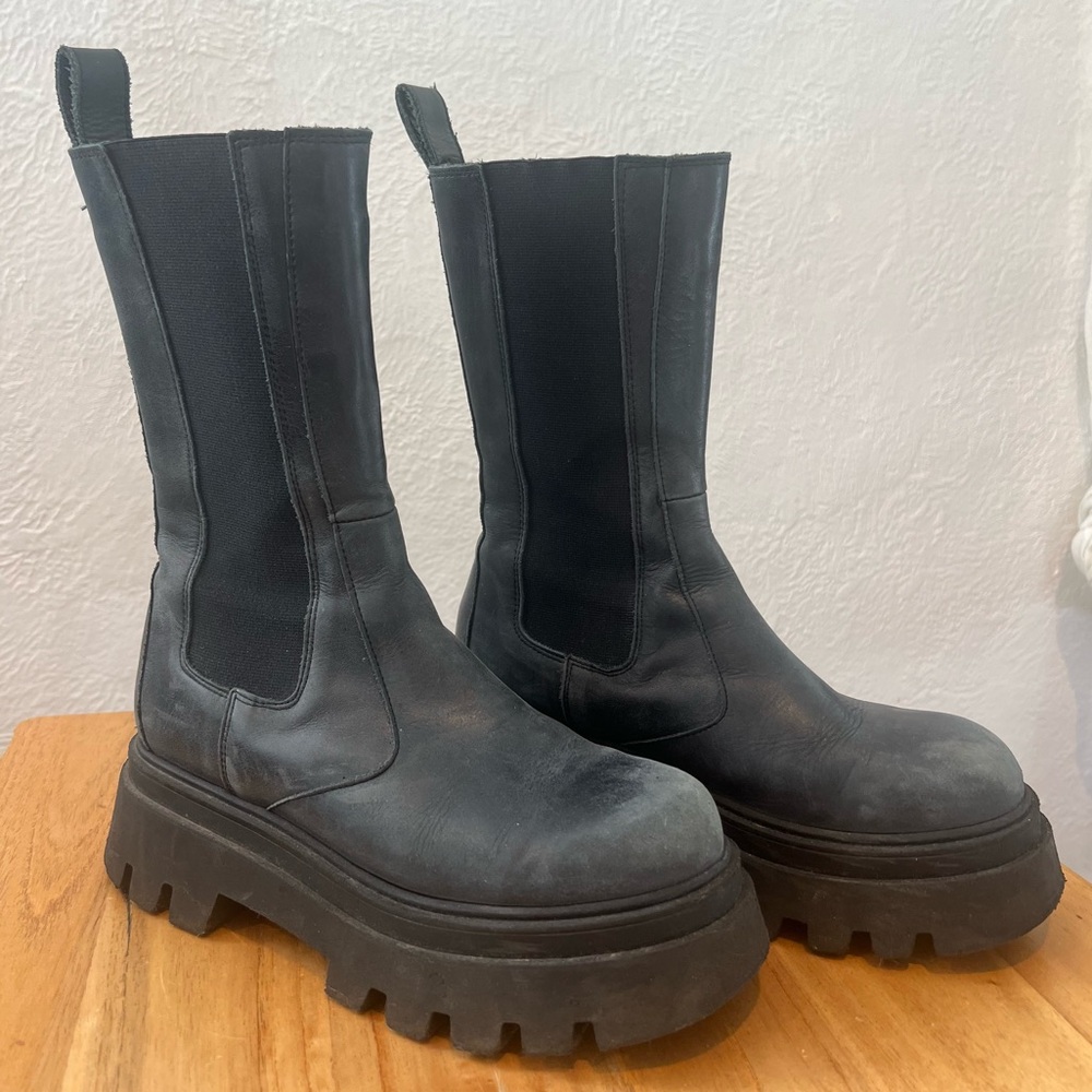ALOHAS All rounder Black Leather Platform Boots Women’s 37 • 6.5
